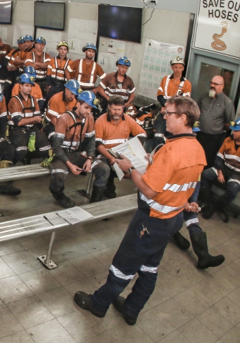 Mandalong workers